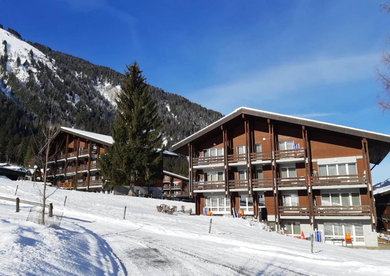 Hotel Reka-Feriendorf Lenk im Simmental Exterior foto